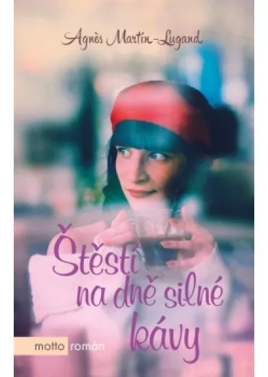 Štěstí na dně silné kávy