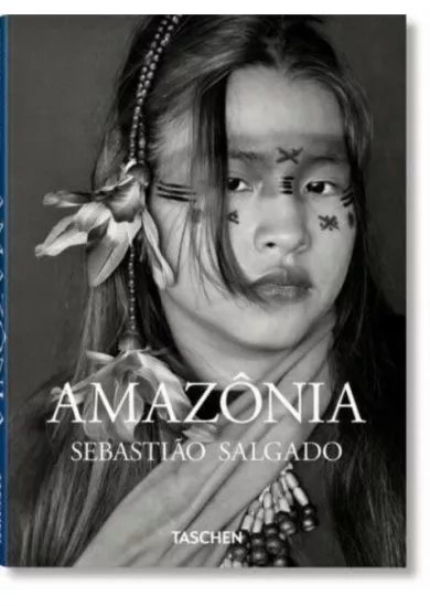Sebastiao Salgado. Amazonia